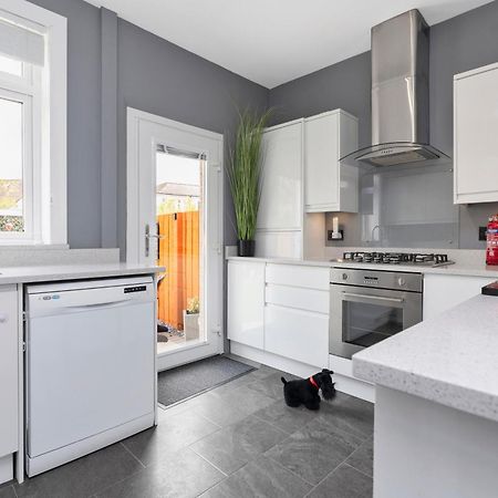 Crewe Apartment - 2 Bed, Free Off Street Parking And Private Garden EDI Exterior foto