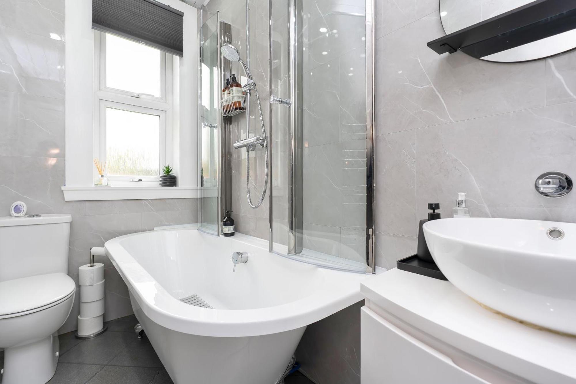 Crewe Apartment - 2 Bed, Free Off Street Parking And Private Garden EDI Exterior foto