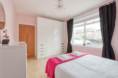 Crewe Apartment - 2 Bed, Free Off Street Parking And Private Garden EDI Exterior foto